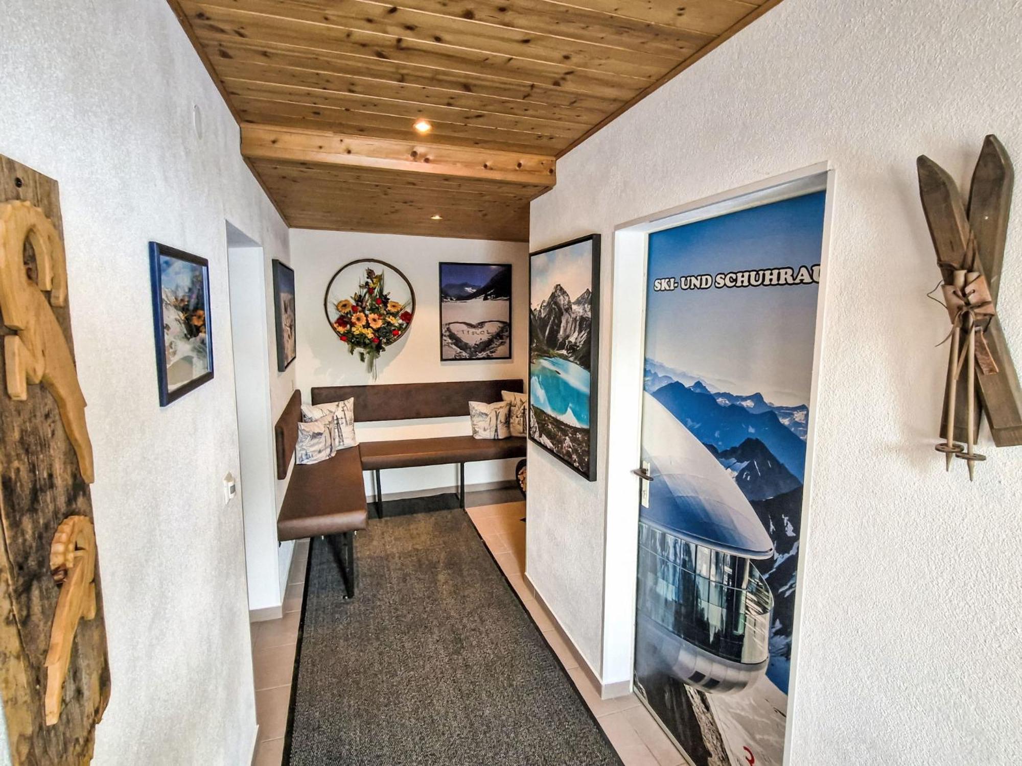 Apartment Daheim - Edelweiss - Pzt382 By Interhome Plangeross Bagian luar foto