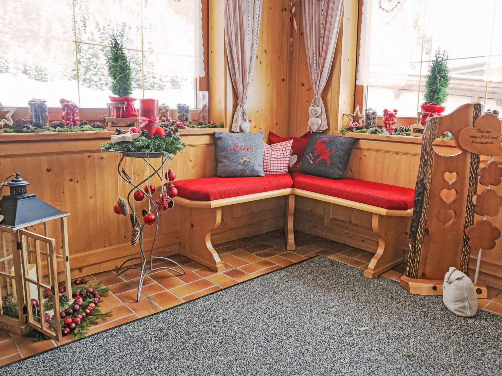 Apartment Daheim - Edelweiss - Pzt382 By Interhome Plangeross Bagian luar foto