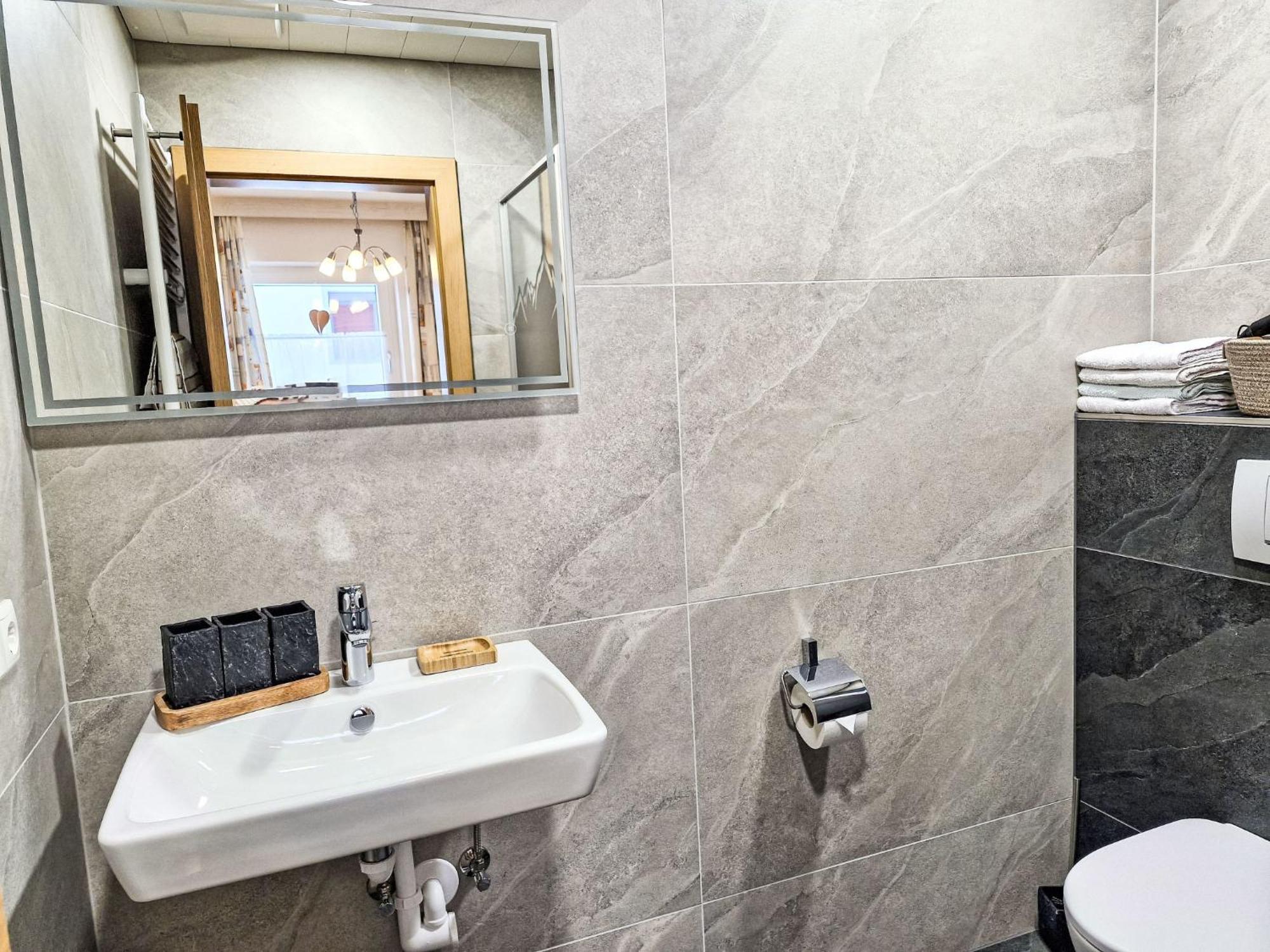 Apartment Daheim - Edelweiss - Pzt382 By Interhome Plangeross Bagian luar foto